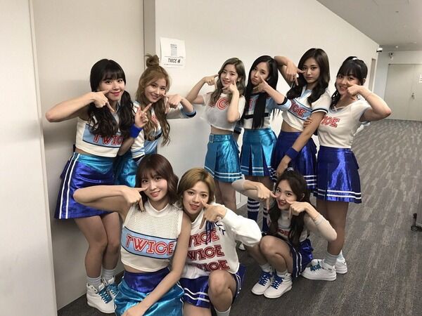 Mステ Twice 5 14 ミュージックステイション 出演 Kura Kura 披露 Love Korea